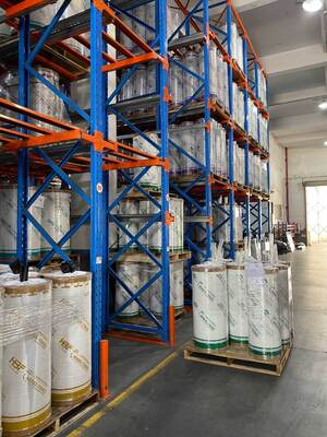 Film Laminasi UF608 Tahan Sinar UV Desain Modern Baru Anti-Penuaan