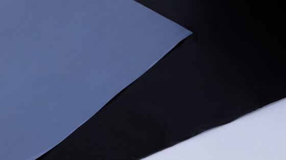 Label Film HDPE Polietilena Densitas Tinggi Laminated Lintas Kuat 60N-100x55x55cm Gulungan untuk Pengecoran Cetakan Tiup