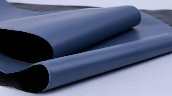 Label Film HDPE Polietilena Densitas Tinggi Laminated Lintas Kuat 60N-100x55x55cm Gulungan untuk Pengecoran Cetakan Tiup