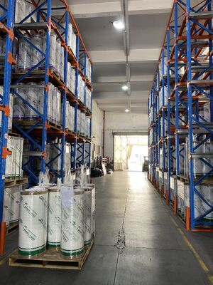 Film Laminasi Silang HDPE untuk Membran Tahan Air Aspal &amp; Lapisan Bawah Atap Sintetis